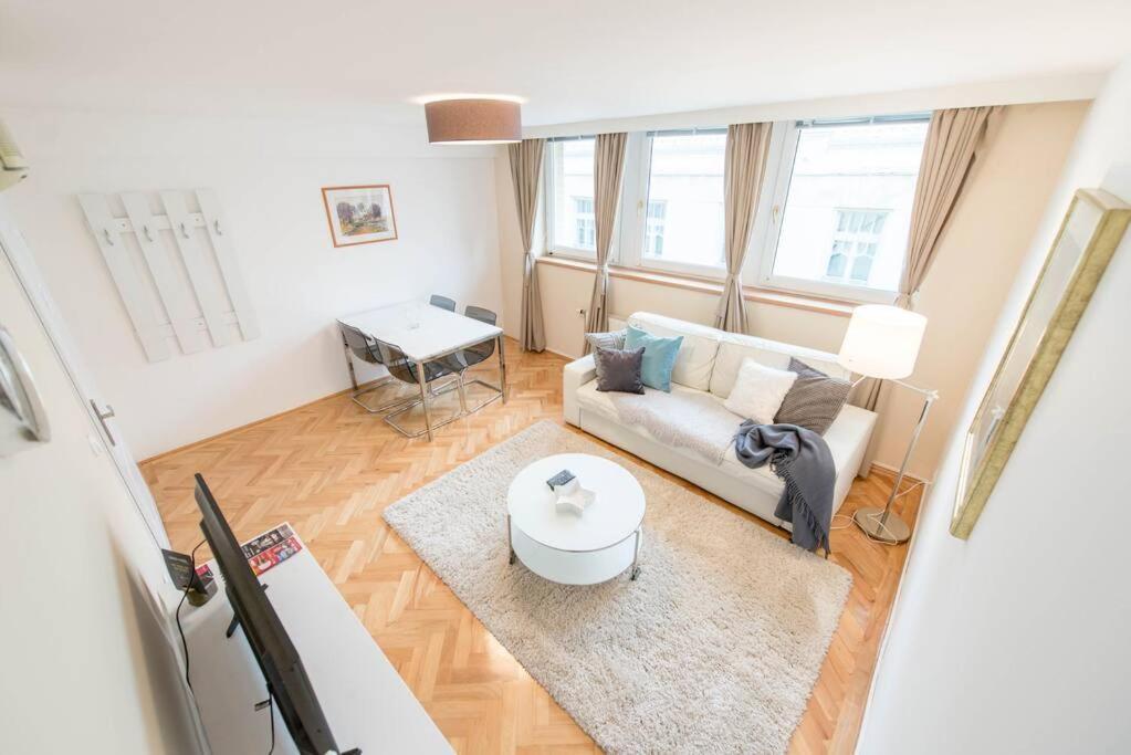 Venus Apartments - Renate Budapest Kültér fotó